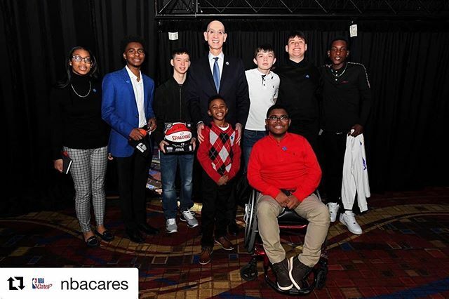 #TheGreat8 had an amazing time at today’s @nba #LegendsBrunch - meeting legends of the game and even @adamsilvernba himself! Thank you, @nbacares for making this #NBAAllStar weekend so incredible for our wish kids! Check out our story for more moments fr… a.wish.org/38zTl7F