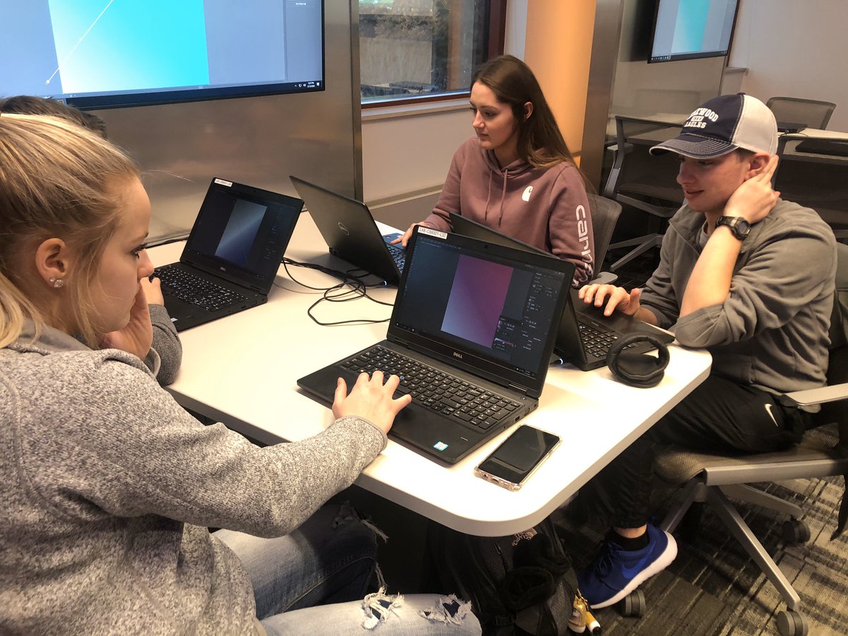 uni_ama's tweet photo. Thank you to all came out to the Adobe Workshop! We hope you had fun learning how to use illustrator and photoshop🤩
@AdobeStudents @adobecnn #adobecnn #sponsored https://t.co/LF1vBNIazi