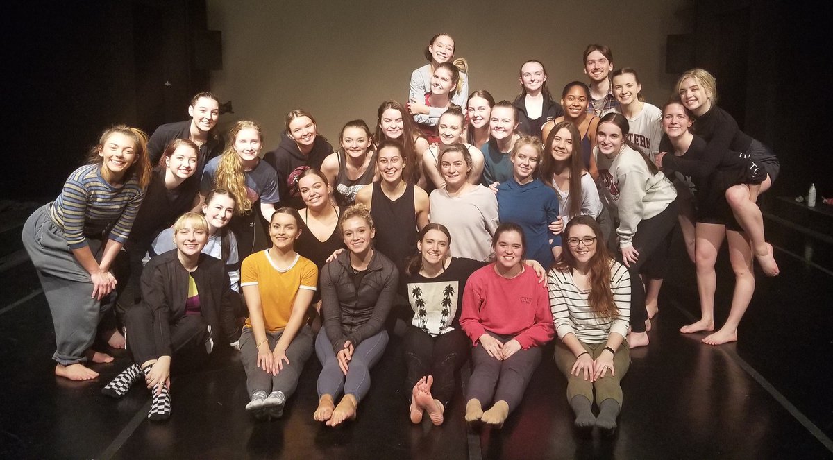 WKUDanceprogram's tweet image. Thank you to the family, friends, &amp;amp; community that came to support #DanceProject2020! Beautiful job to the dancers, choreographers, &amp;amp; crew that brought life to this show!
#creatingthinkingartists #danceonthehill #supportdance  @WKUTheatreDance @WKUAdmissions @WKUPcal @caboni