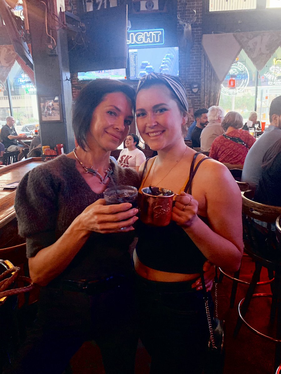 Finish out your Sunday Funday with a Cocktail over at Hattricks 🍸 We can’t wait to see you here 😛 Make sure to Follow us on Facebook and Twitter