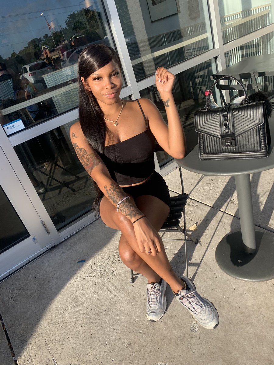 Haitian Queen tweet media