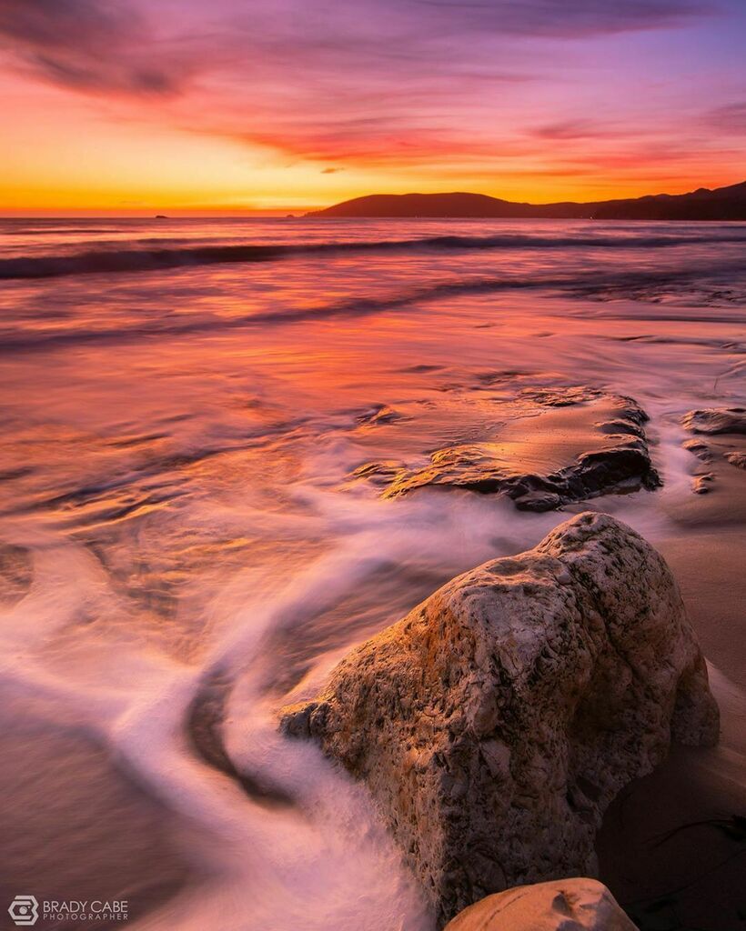Was very happy to catch the sunset tonight in Shell Beach #shellbeach #sunset #pismo #longexposure #seascape #singhrayfilters #oneshot #beonksby (at Beachcomber Park)

ift.tt/3bDe6Bz