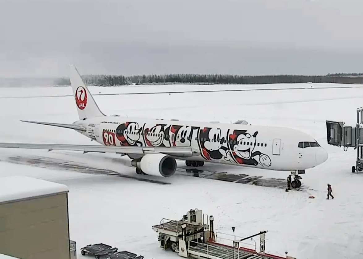 Airport Webcams on X: