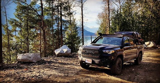 All the essentials, plus a lakeside view.
-
#diamondbackready #tacoma #toyota #overlanding #cvttents
Photo: @shadowmeretacoma ift.tt/2wnATBc