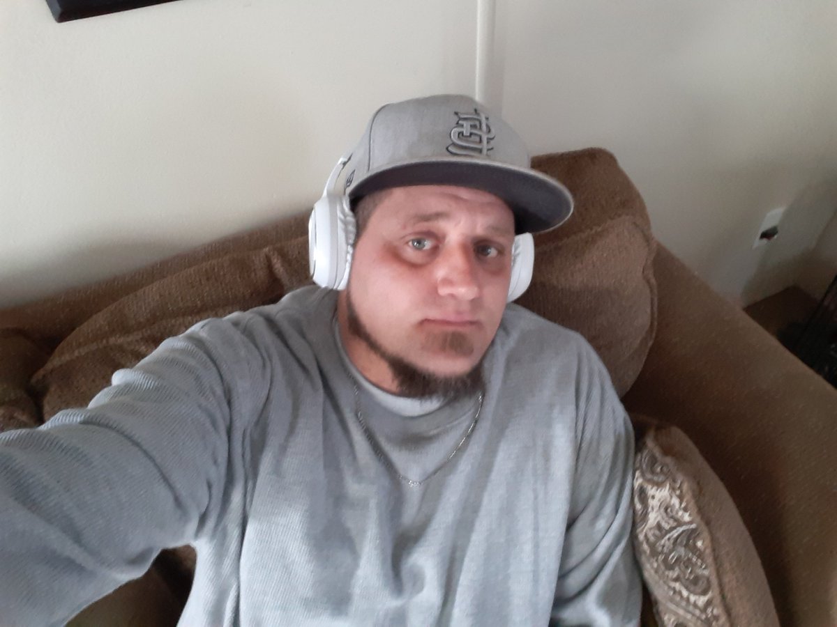 TophatMatt's tweet photo. Music is  my motivation  ...#magicnowayno https://t.co/0OItNdgweJ