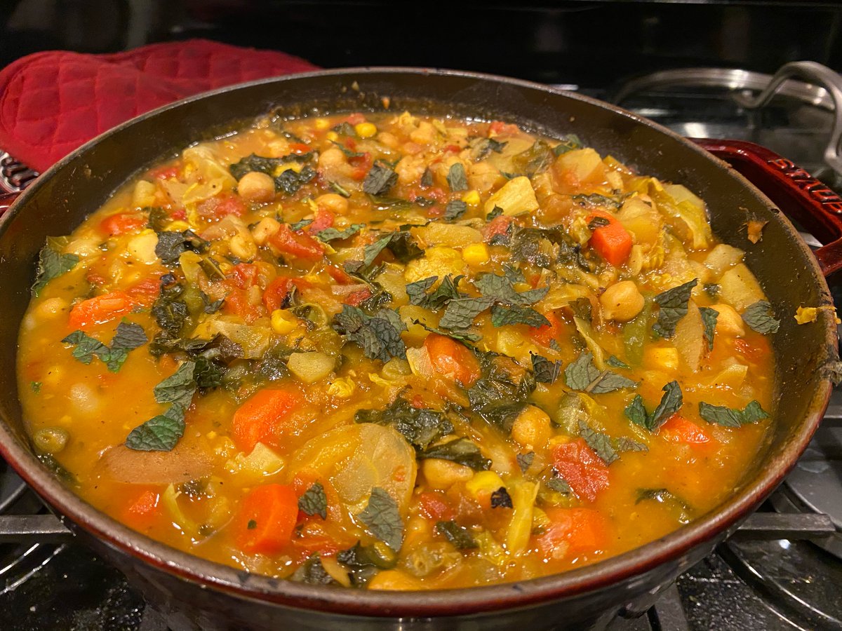 mplunkett13's tweet photo. Tonight’s Moroccan vegetable stew! Loads of veg. Tomato, kale, beans, onion, corn, carrots, sprouts, potatoes, peppers, cabbage, Spices - turmeric, cumin, nutmeg, cinnamon, basil, ginger, cayenne, mint, honey, apricots and stock. https://t.co/xy7y0HiJgo
