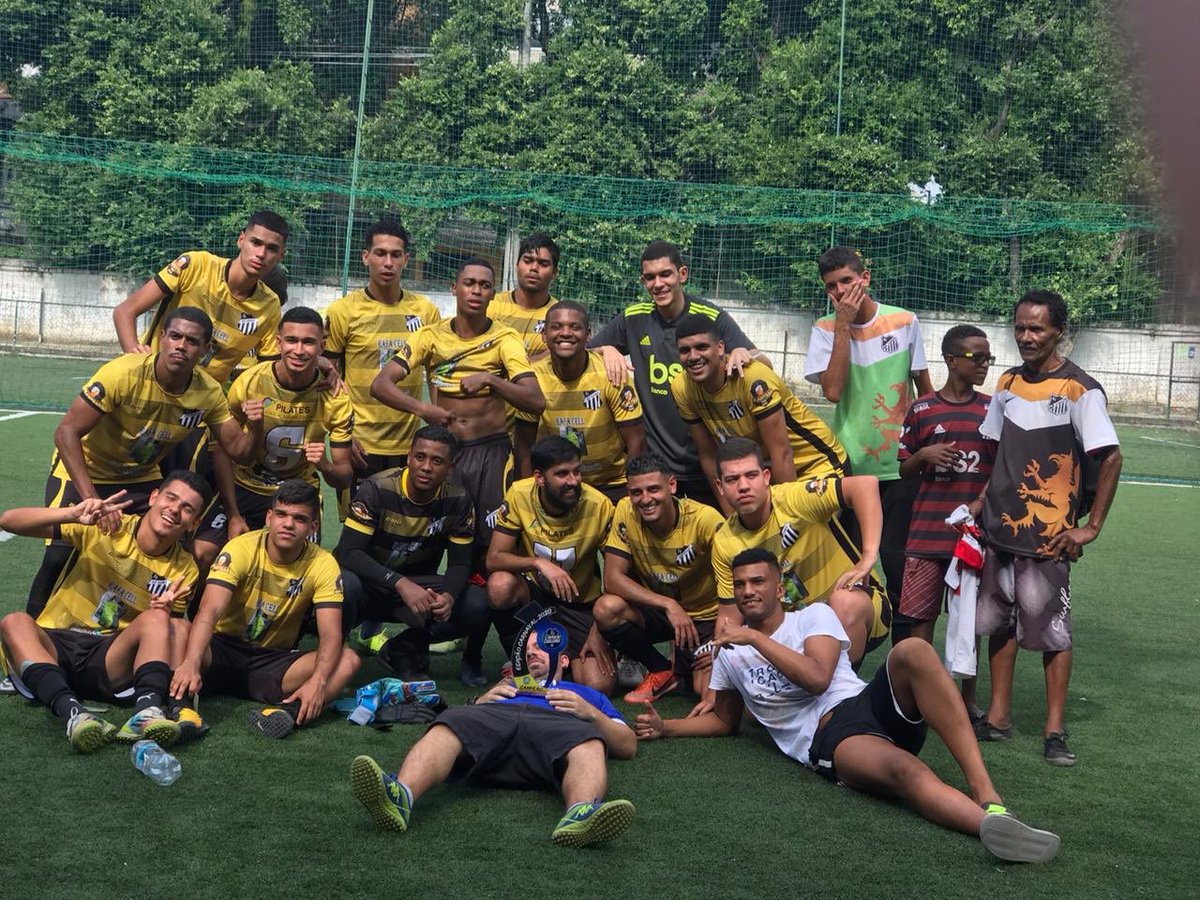 SaviFC's tweet photo. Pra começar o ano bem 🏆🥇 https://t.co/HHto4qHwsx