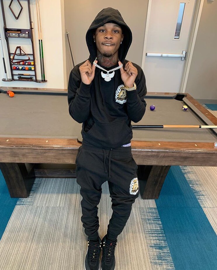 girapparel's tweet photo. @toosii2x Be Showing Us Mad Love ❤️ Stay Dripping 💧⚡️ And Got One Of The Hottest Albums Out Now 🔥‼️ #PLATINUMHEART #GetItRegardless https://t.co/Fi6IdDYawQ