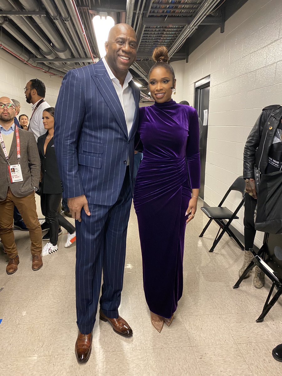 I am so grateful to be able to kick start tonight’s event honoring and paying homage to Former Commissioner David Stern and NBA Legend Kobe Bryant. Chicago’s own Jennifer Hudson had a beautiful tribute and her incredible voice moved everyone in the arena.