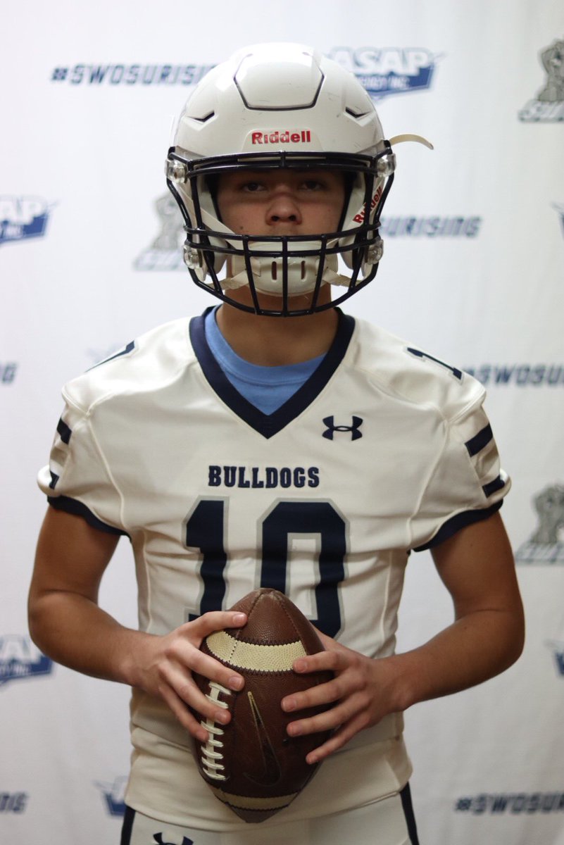 Thankful and blessed for the opportunity to play football at SWOSU. Thank you for believing in me. <a href="/EugeneBethea1/">@CoachBethea</a> <a href="/CoachPob/">Chet Pobolish</a> <a href="/CoachHennes/">Tyler Hennes</a>