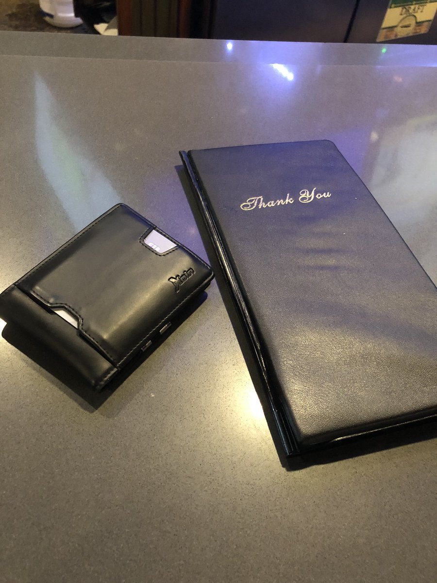 xoirwallets's tweet photo. What’s different? https://t.co/QPUQGxANOd
