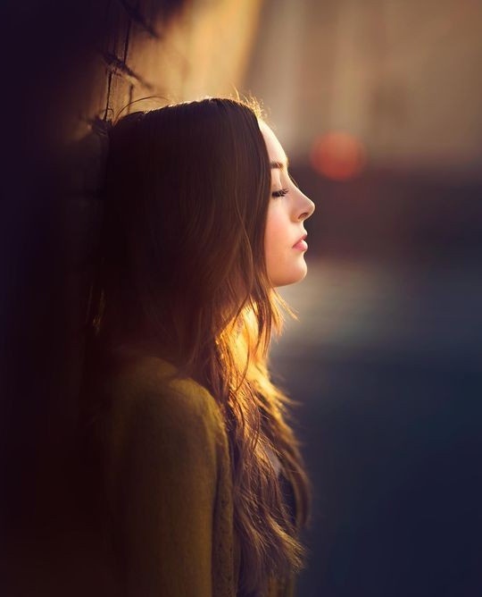 Hermosa_brisa_'s tweet image. ╲\╭┓
╭ 💗╯          〰😔🍂💔〰
┗╯\╲  Un día tocas fondo. Pero tocas fondo enserio. Y de ahí no vuelves a ser la misma nunca más. Para bien o para mal.