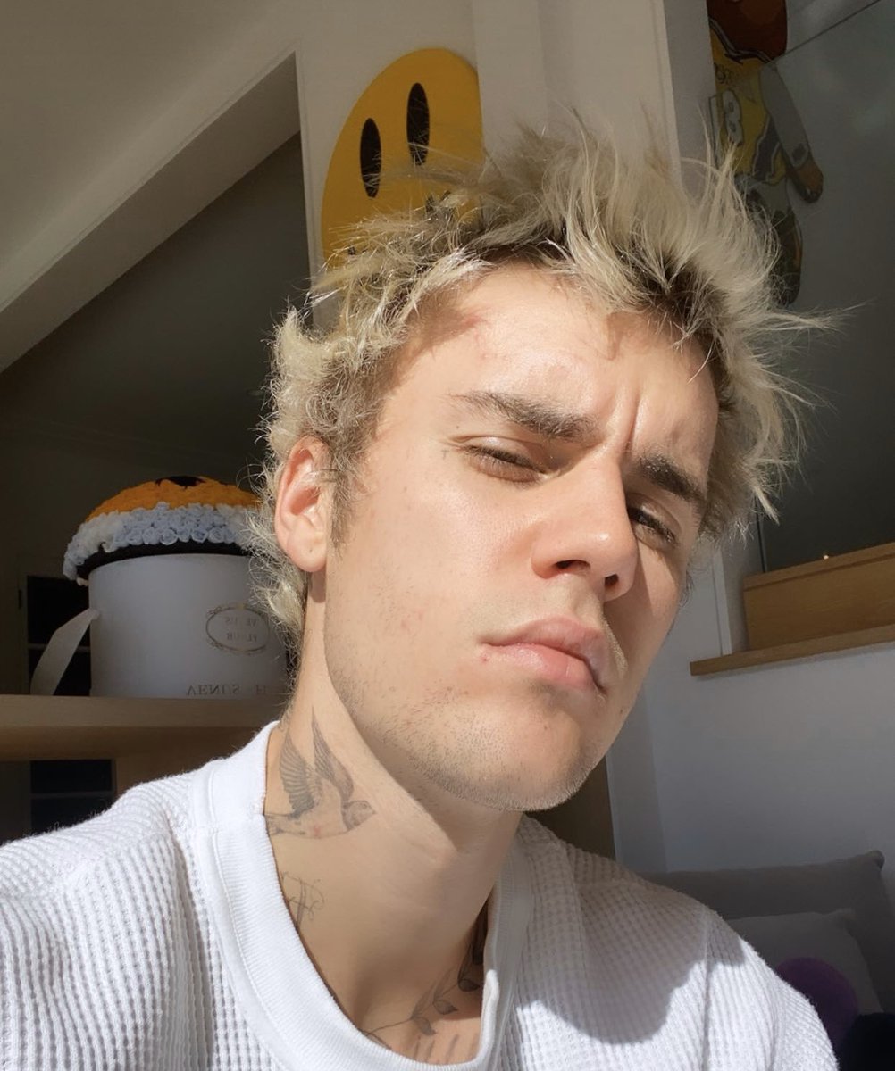 ล่าสุดโกนหนวด เลยบอกหนวดหนีเที่ยวแล้วครับ แต่เดี๋ยวก็กลับมา เอิ่บ