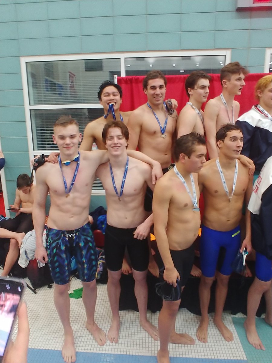 nashobaswim's tweet photo. Congratulations to Ben Kalber, Liam Pyatt, Jake Eastman and Minh-Huy Le for their 1st place finish in the 200 freestyle relay with a school record time of 1:27.52!!!! Nice work boys! #gameonmiaa https://t.co/4goZYBwFcl