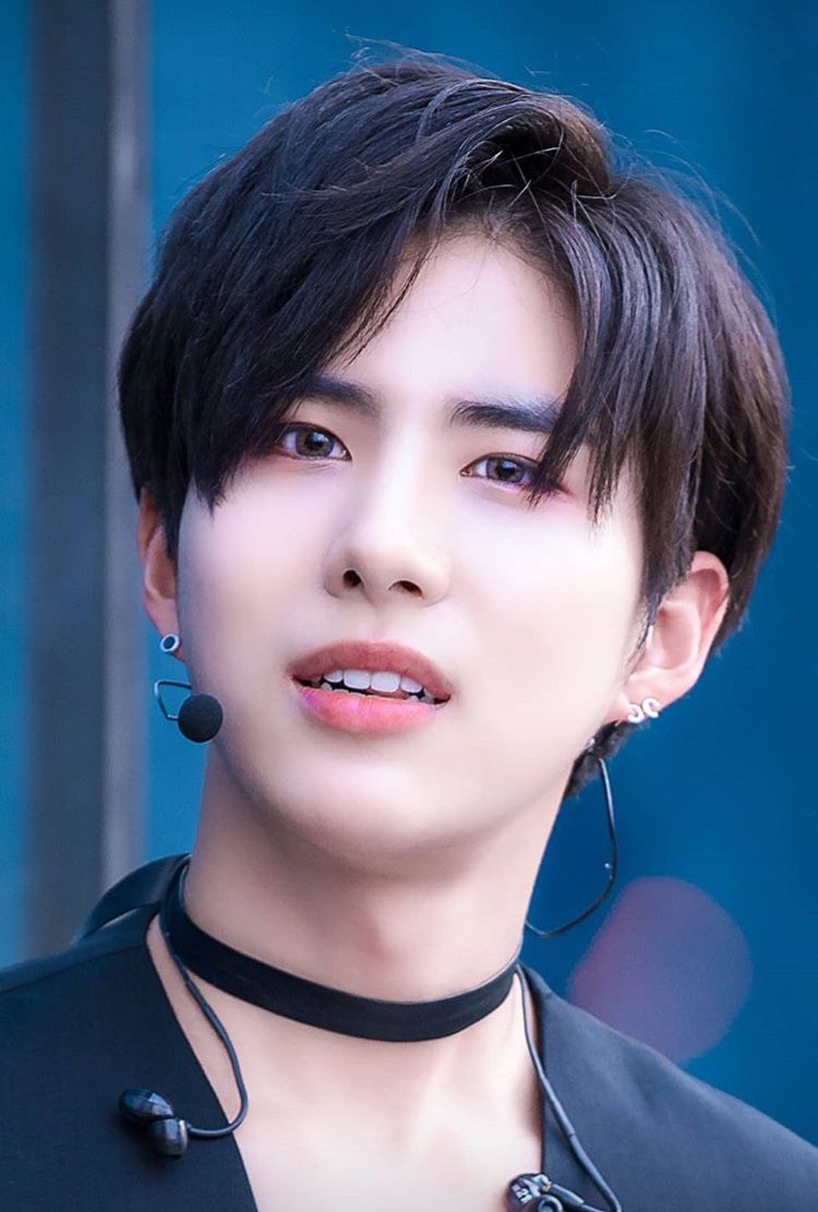 black hair sehyoon is everything