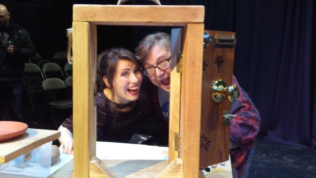 worldbshiny's tweet photo. My last #Doorfie, but certainly not my least on this #AudioDramaSunday, my OG Noize Party, @griffinsound of @WildClawTheatre's #Deathscribe Orchestra AND @Toxicbag_Games's Tales of Richard, Post-Apocalyptic Cabinet Maker. <3 #FoleyLife https://t.co/UvH1MqJjY1