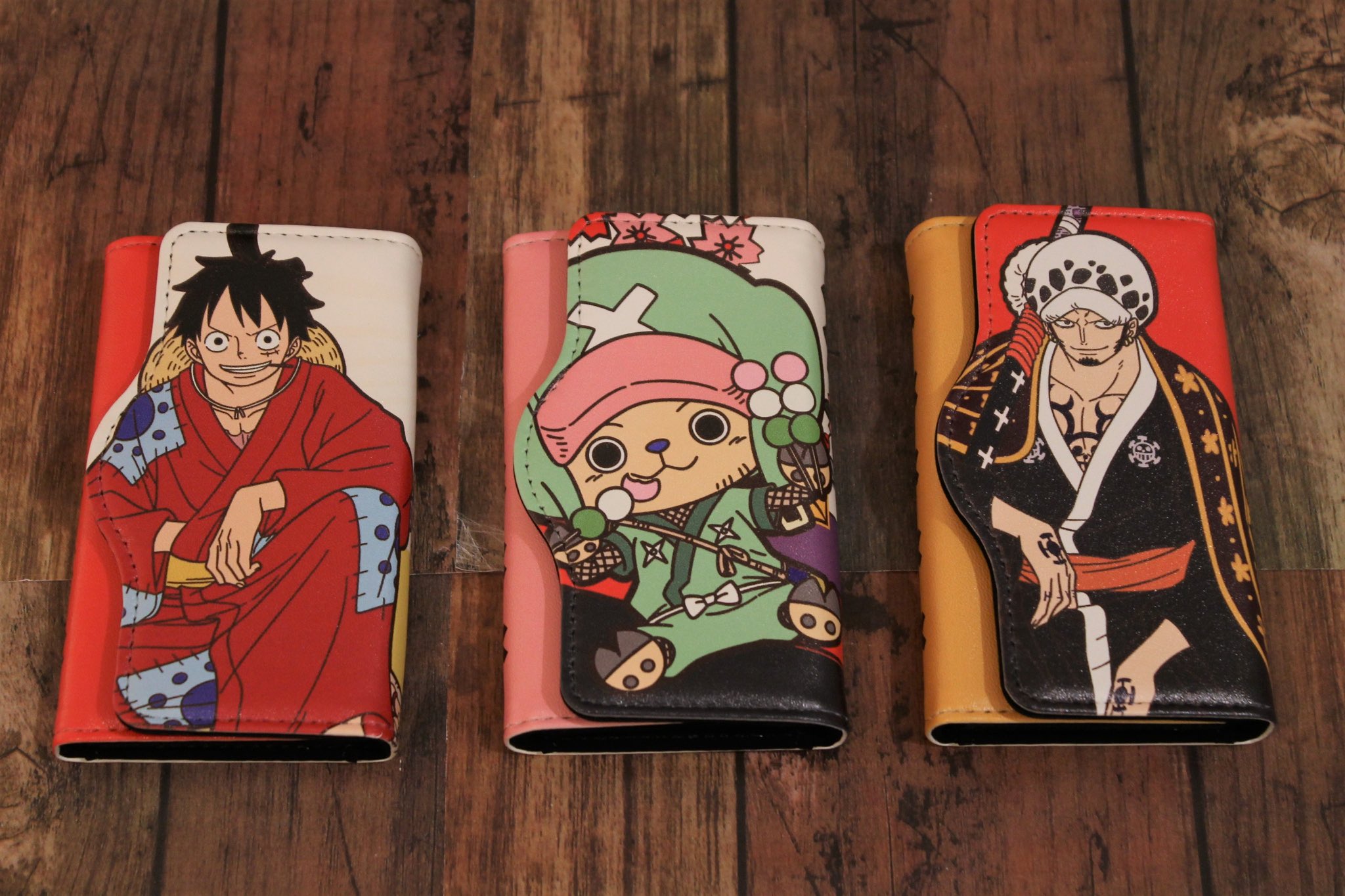 One Piece麦わらストア渋谷本店 おすすめ キーケース 各2 500円 税 好評発売中 麦わらストア Onepiece T Co Etgzfixc Twitter