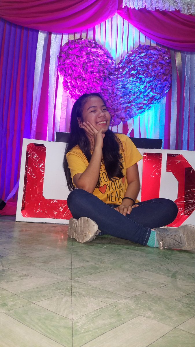 Iwan ka man ng lahat mananatiling ikaw padin yan at walang magbabago🖤