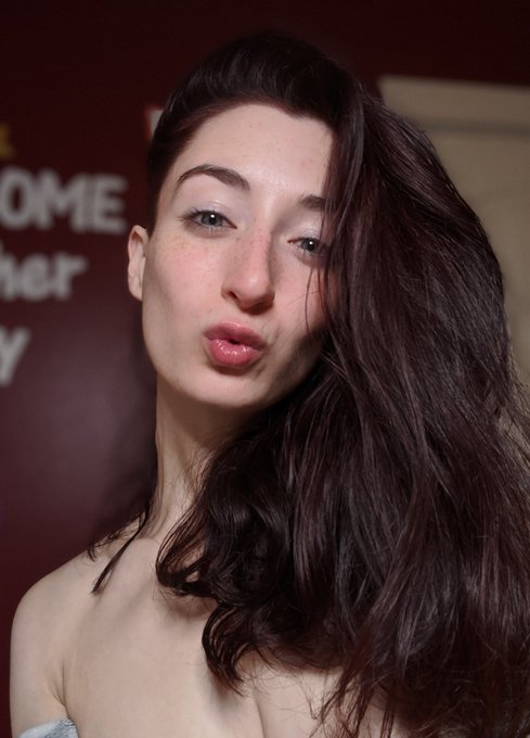 Messing around with my new lightring! So stoked for the content this badbois gonna light up. #NOFILTER<a href="/tag/nofilter"class="tags"><span>#nofilter</span></a>