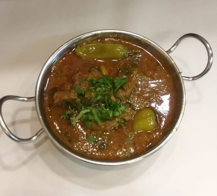 My_Airdrie's tweet photo. Head to Spicy Sizzler Indian takeaway in Deedes st for a treat. Now under new management, they take card payments & have their own App that offers 10% off orders over £15. They also are on @JustEatUK & @Scoffable
FB page https://t.co/K5wqfx6HJx
#In_Airdrie #SpicySizzler https://t.co/9KzyvbCV53