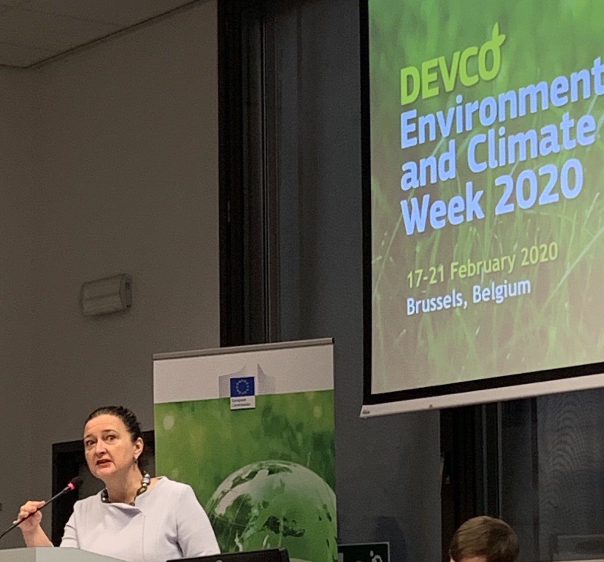 Opening DEVCO’s Environment &amp; Climate Week to drive the goals of the Green Deal into the centre of our thinking in our international partnerships. An impressive turn-out of committed colleagues from across our EU Delegations is present. @europeai <a href="/chantalmarie7/">Chantal 🐬</a> <a href="/StefanoSignor11/">Stefano Signore 🇮🇹🇪🇺🇧🇪</a>