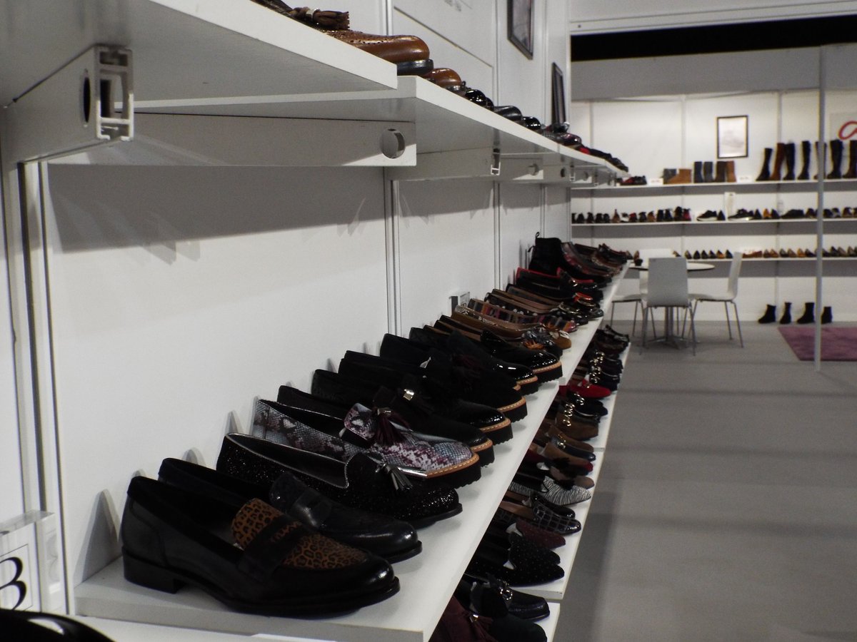 uaic shoes