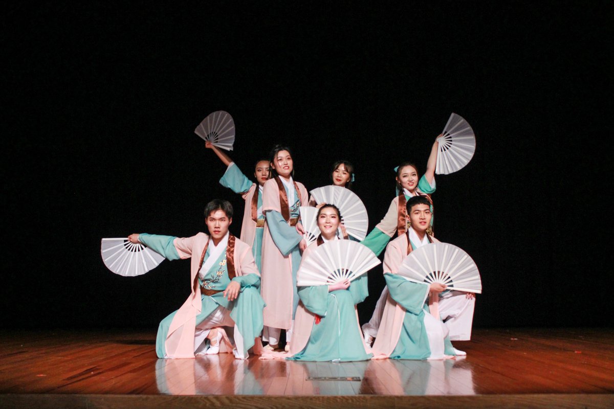 msuiltc's tweet image. To thank all the students from Ningxia University for their hard work for the Spring Festival Gala, Chinese traditional dance show and Chinese New Year Celebration Week, ILTC invited all performers to have lunch at Mikado today. Thanks and proud of you all!