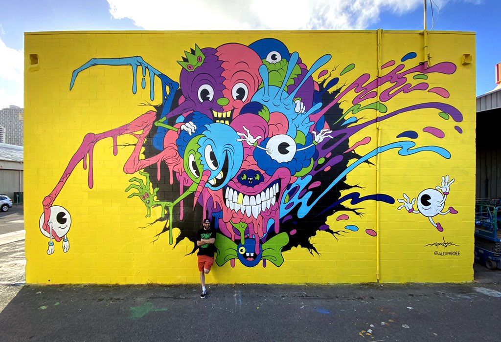 “Wall, I’ll be damned.” Finished mural for @powwowworldwide mural festival in Honolulu, HI. Location at 327 Lana Lane, Honolulu. Happy 10th anniversary, #PowWowHawaii. Can’t wait to come back. #Brightmares