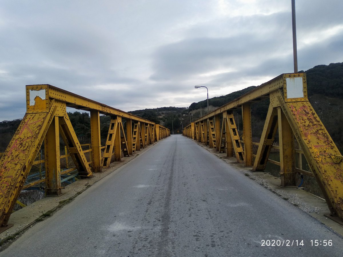 Παλιά στράτα δε χάνετε... Καινούργια δε πατιέται.. Καλή βδομάδα.. Την Καλημέρα μου!