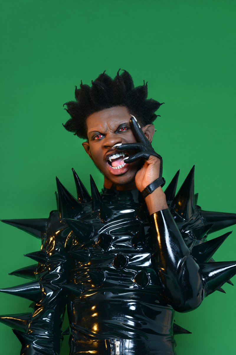 LilNasX's tweet photo. i SAID rawr xd https://t.co/2NbvFD8uzG