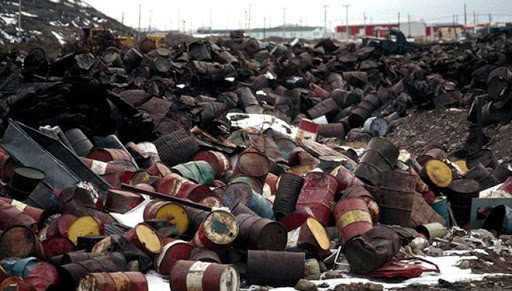 Красный бор ленинградская область полигон отходов. Отходы в красном бору. Радиоактивная свалка. Полигоны химических отходов. Полигоны химических отходов.