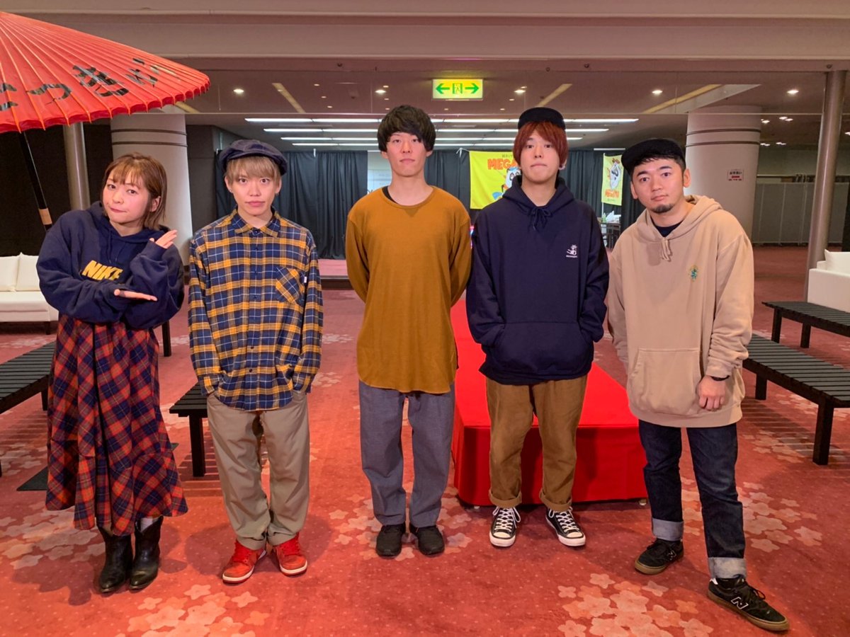ENT_MBS's tweet photo. 今夜の #ENT は… #ポルノ超特急 特集の後編！ライブ後の #SUPERBEAVER #coldrain  #04LimitedSazabys にインタビュー🎤後輩バンドたちがロットンの裏の顔を暴露🤨そして今回もサイン入りのプレゼントをGET! 本日、深夜2：20～　お楽しみに♬ https://t.co/UQv2zB6o3F