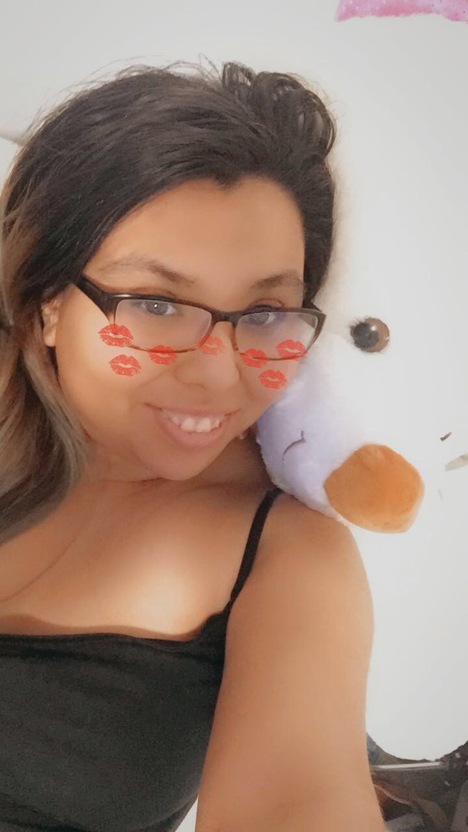 MariaAc33986378's tweet photo. New day new bills what little piggy wants to pay today’s bills? @find0m @Dailymistresses @rtfindom @RTSubBitch https://t.co/zHVho1gdiI