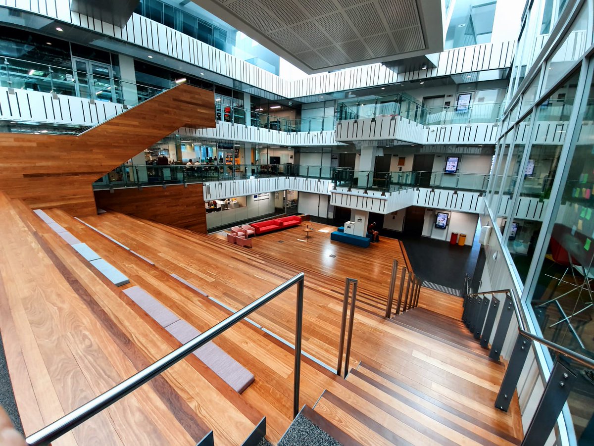 PhotoPolymerLab's tweet image. The meeting today with the Soft Matter group at @QUT  was awesome. A large group of students who showed high interest in the use of light for hydrogels synthesis or fabrication of Janus nanoparticles.

photopolymer.it/first-day-at-q…