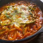 すするタイプのピザが美味しそう!「ピザ煮込みうどん」が食べたい〜!
