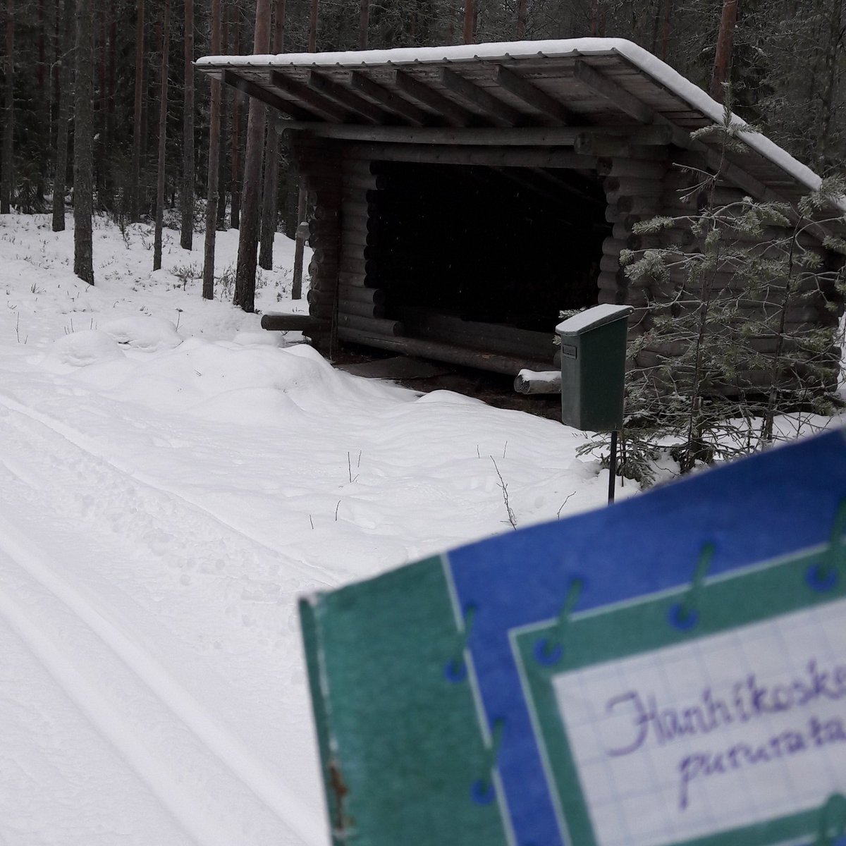 Mukava on hiihtelijän hiihdellä! 🎿

Jälleen on Hanhikosken pururadalla latu auki. Ei muutakun mukavia hiihtokilometrejä! 😊

#hiihto #pururata #latuauki #vihkoauki #nimilistaan #Hanhikoski #Ylistaro #Seinäjoki  #avaruudenpääkaupunki #maallaonmukavaa