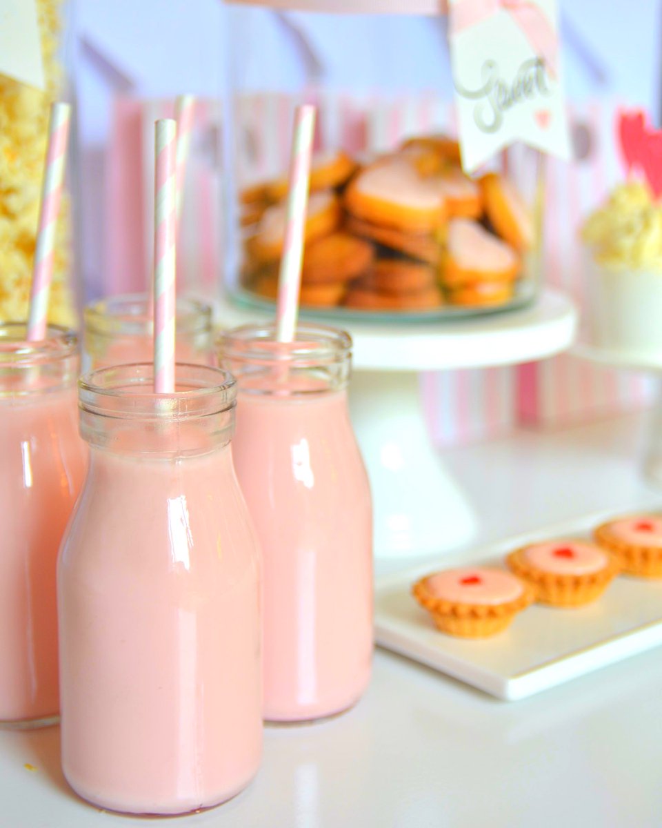 Paper Eskimo tweet media