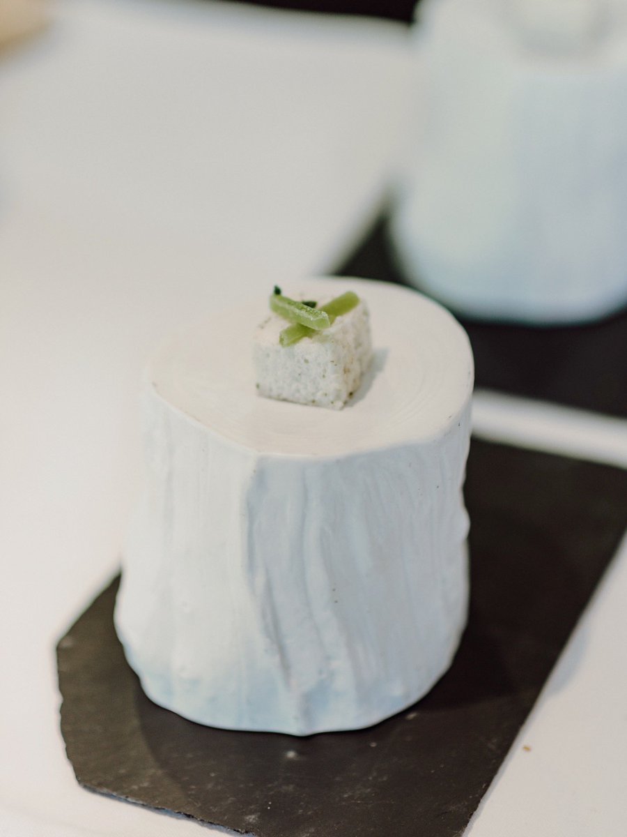 RiverHallGastro's tweet photo. El broche final del nuevo menú degustación te va a sorprender!! 💥💥💥
Mojito en ✌🏽 bocados, te atreves?! 💥💥💥

#riverhallgastro #riverhall #restaurantepanoramico #restaurantezaragoza #producto.
📸 @robertciprian_ . https://t.co/69QcRldDAg