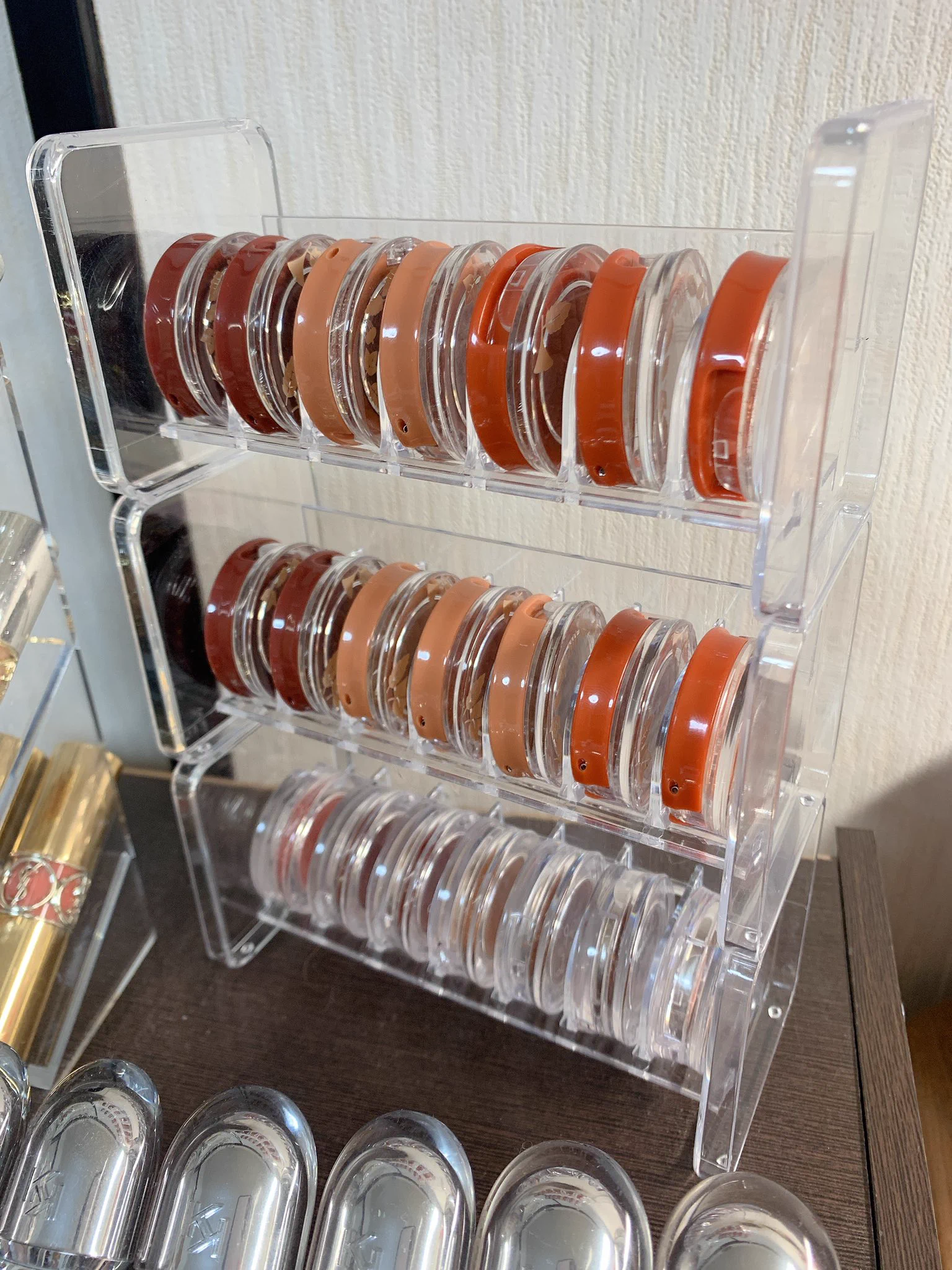画期的！ダイソーに売ってるマステストッカーがアイシャドウ収納にぴったり！
