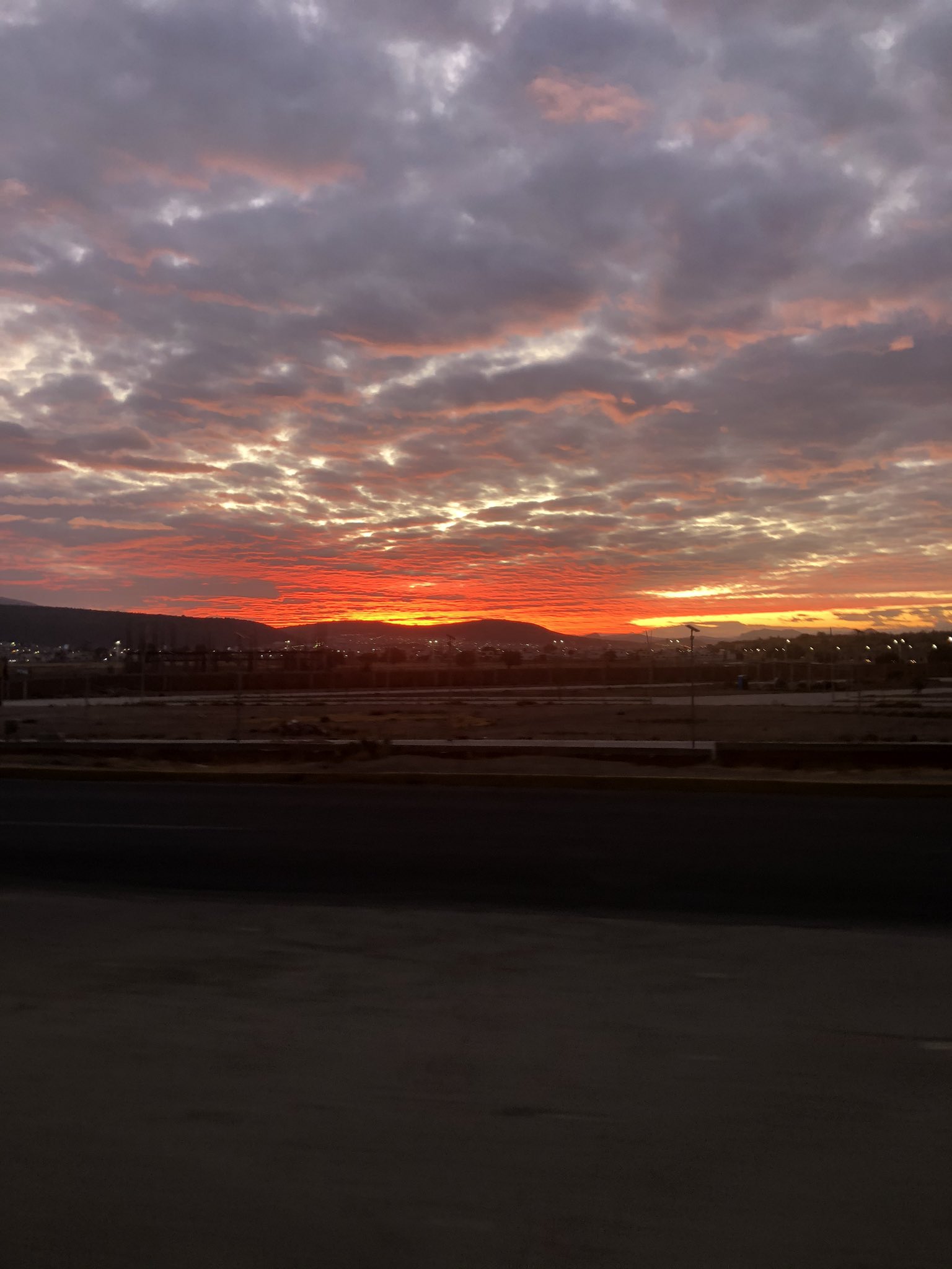 Así se vio el espectacular amanecer este miércoles en Pachuca