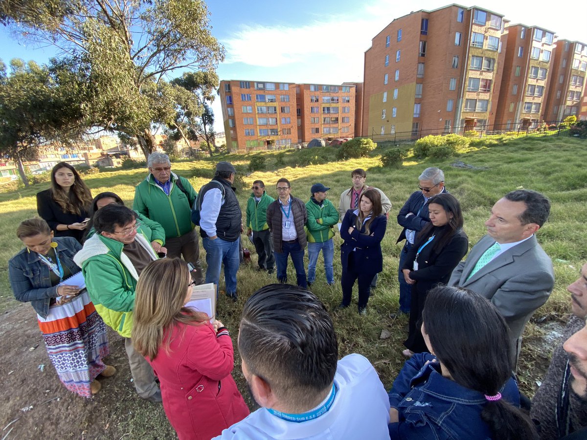 ClaudiaHePrieto's tweet photo. Junto al Secretario de Salud @AlejandroGL2014 y la comunidad, verificamos los avances de lo que será la construcción y dotación del CAPS Danubio. #EstamosCerca de cumplir una deuda eterna con esta localidad. https://t.co/ANB3E8houE