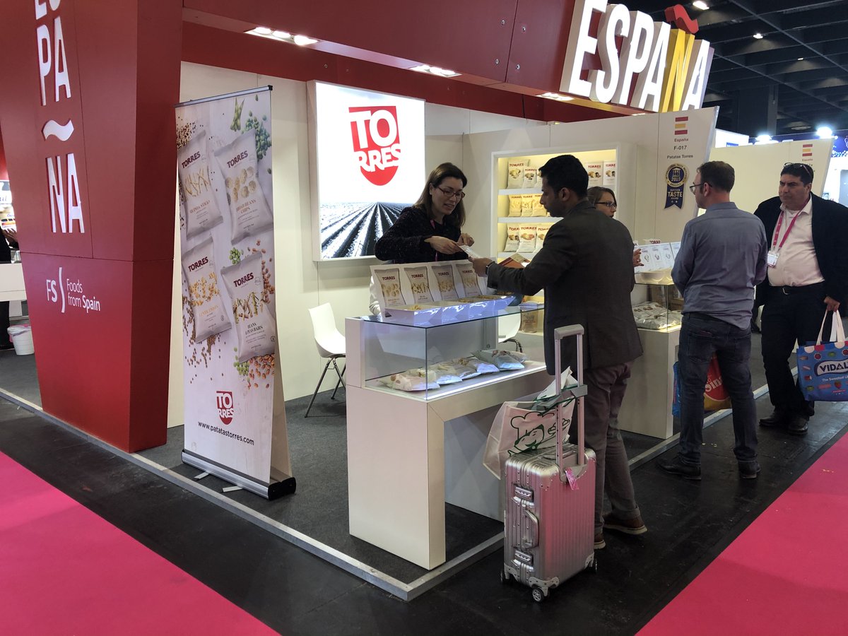EN DIRECTO: <a href="/PatatasTorres/">Patatas Torres</a> , compañía productora de patatas fritas y snacks gourmet desde 1969 con sede en Barcelona, se encuentra en #ISM2020 con sus patatas fritas premium sweetpress.com/la-oferta-espa…