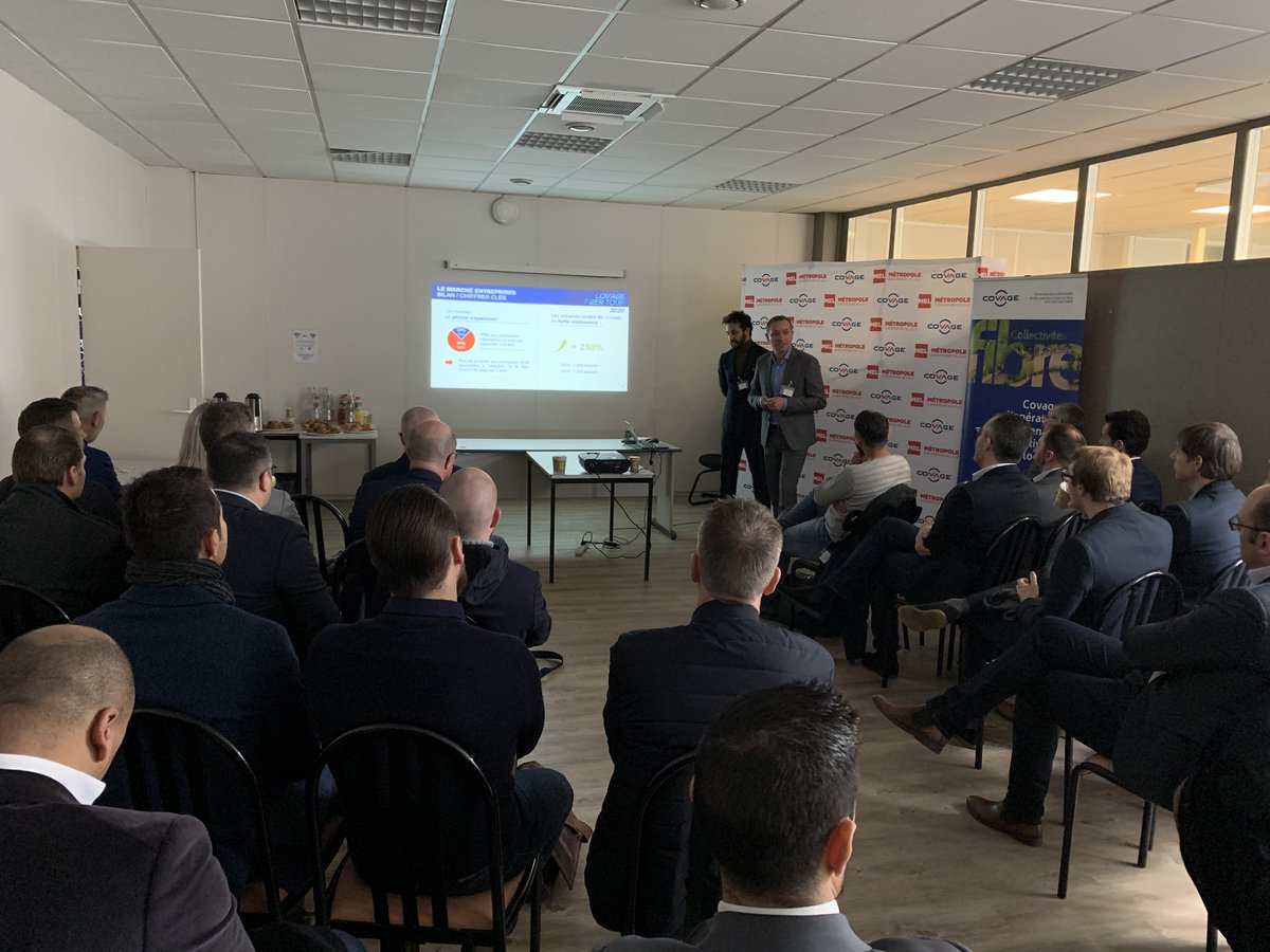 Covage_News's tweet photo. 🚌 5e étape du FIBER TOUR 2020 : Lille !

Merci à tous nos partenaires présents. Pour participer à l’une de nos prochaines étapes, contactez votre commercial COVAGE. #fibre #fibertour #fibreoptique https://t.co/SpCcp1OmBp