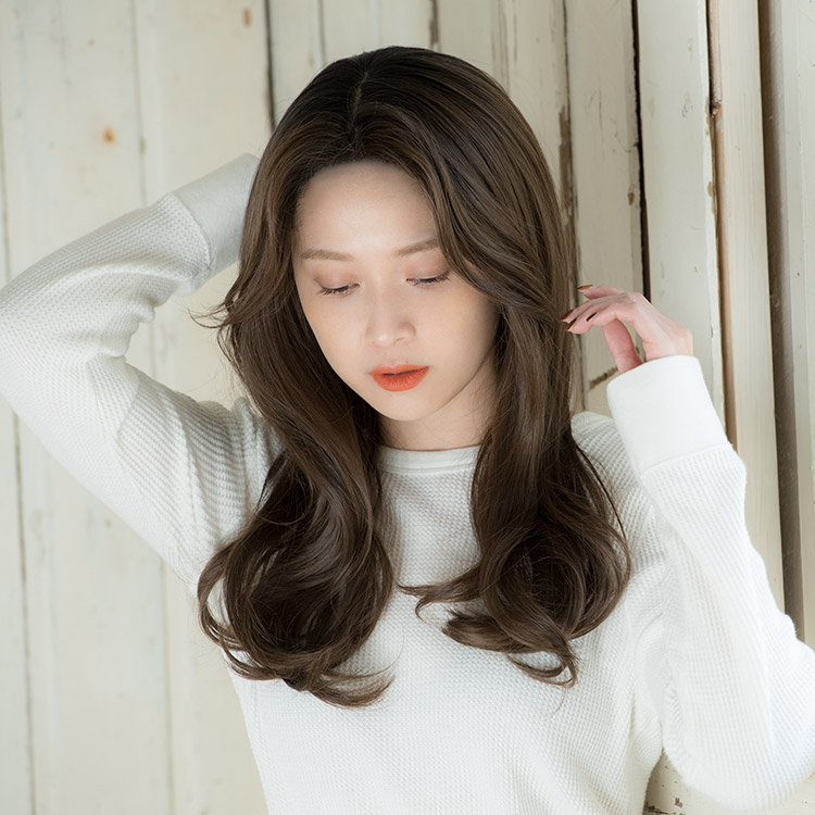 Lineastoria リネアストリア 公式 新作発売 天使のセンターパートロング センターパート ゆるふわ ロング 毛先がふんわりして やわらかなカール感が 前髪も美しく立ち上がりゆるふわ前髪を作れます 詳細はこちら T Co