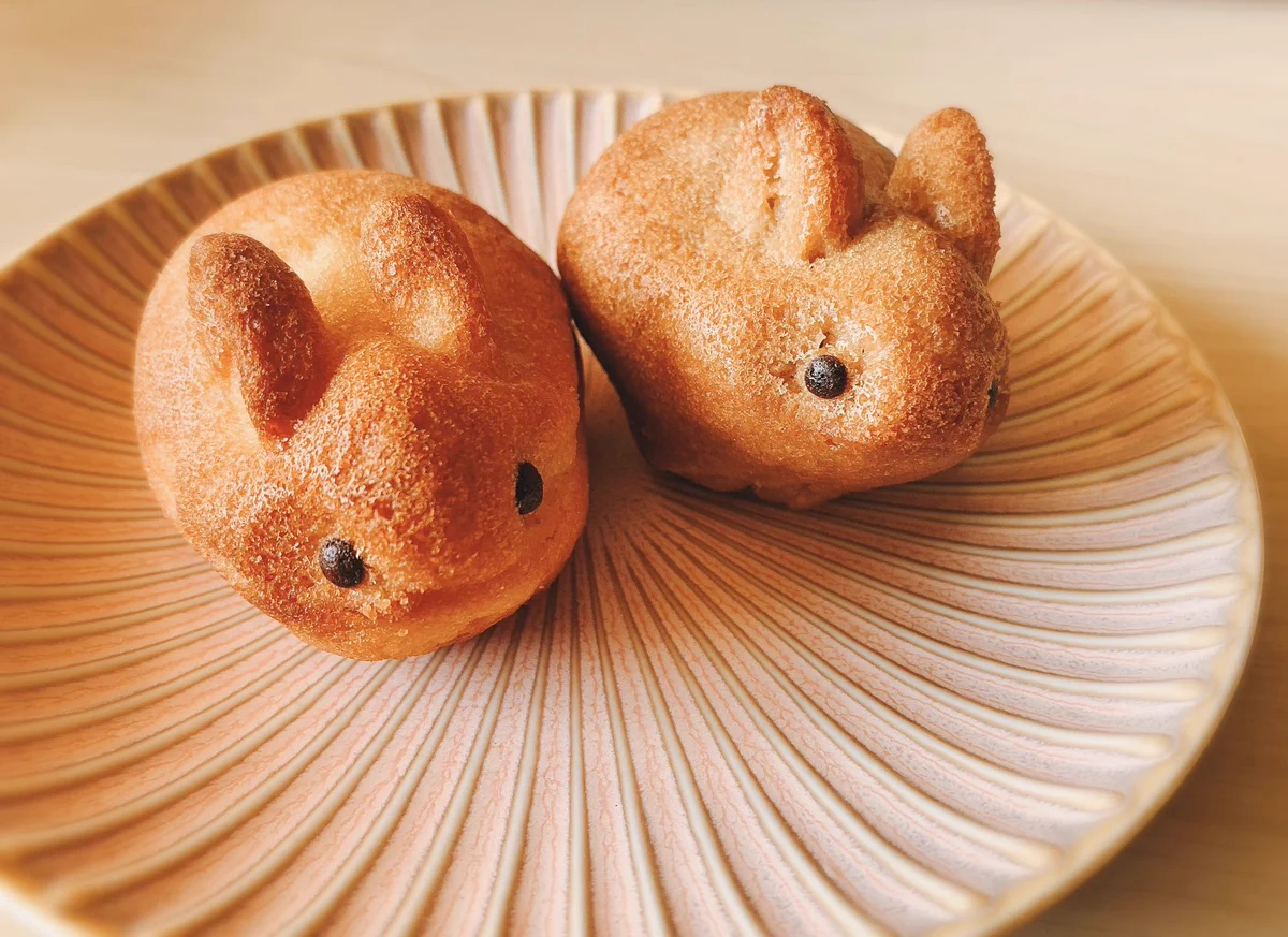 うさぎの形のフィナンシェ。かわいいうえにおいしそう。ギフトにおもてなしによさそうな一品ですね。