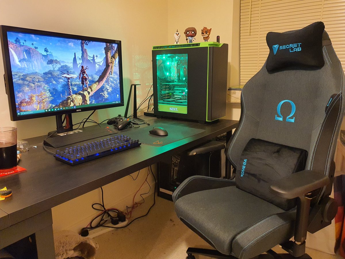 MrMTiddles's tweet photo. Long time no posting so thought I would share my latest set up! #secretlab #pcgaming #PCGamer #popvinyl #NZXT #BenQ #HorizonZeroDawn https://t.co/L1iXwwovZt