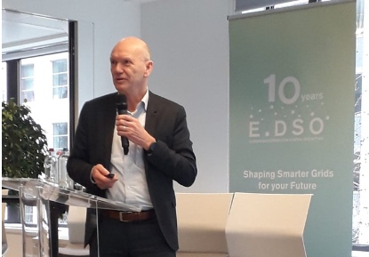 ESMIG_EU's tweet photo. Yesterday, Willem Strabbing, took to the stage at the @EDSO_eu & @InnoEnergyEU workshop to explore #data access, benefits for #consumers and opportunities for 3rd parties in the #smartmeter roll out! If you have any more questions, let us know! ๐ฌ๐ฃ #electrons4future https://t.co/kC6M2T6Ygk