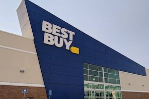 RetailInsider_'s tweet photo. Best Buy Canada Continues Experience Store Concept Expansion🖥️https://t.co/UT8TM6483e @MTone123 @BestBuy
#retailinsider #retail #bestbuy #calgary #expansion #competition #innovative #experientialretail #storeconcept #technology #electronicsgiant #canada #coasttocoast https://t.co/EscKwr60ZI