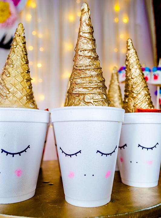 Proymer's tweet photo. ¿Quieres hacer una #fiesta temática infantil? una idea original para sorprender a tus invitados 🥳 Organizamos un evento a tu medida 📞 625 085 254 #Proymer #azafatas #fiestasorpresa #evento https://t.co/9stGoCzMEt