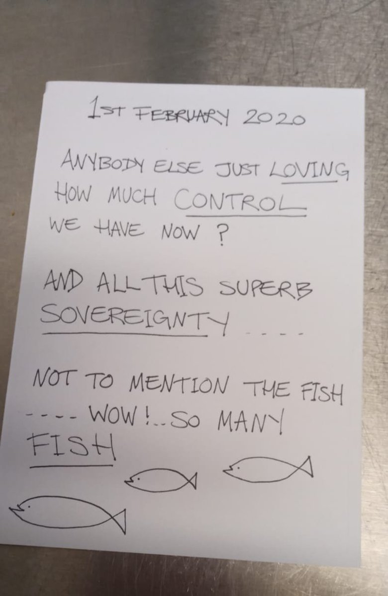 DrJennyRose's tweet photo. 🐟🐟🐟🐟🐟🐟🐟🐟🐟🐟🐟
Spotted near #Hull, East #Yorkshire🌉🚢
Who knows what's going on here🤔
#TransitionPeriod sarcasm?
#BrexitReality bites?
#FishAndChips and lies?
🐟🐟🐟🐟🐟🐟🐟🐟🐟🐟 https://t.co/rLYYI4h7Ou